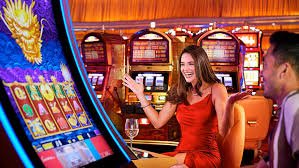 Aplikasi mobile id777 slot menampilkan turnamen aktif dan papan peringkat